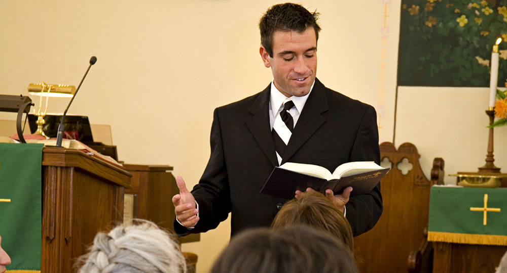 How to Listen to a Sermon – Israel My Glory